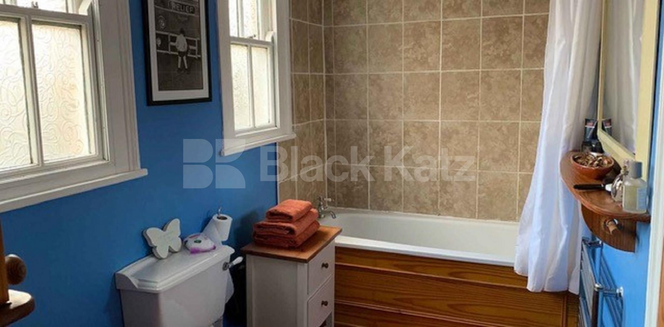 			UNDER OFFER, 1 Bedroom, 1 bath, 1 reception Apartment			 Grosvenor Terrace, Walworth / Camberwell